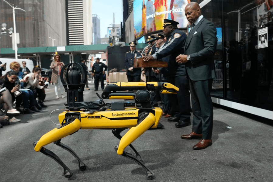 Boston Dynamics robot dog back on the beat with NYPD-min